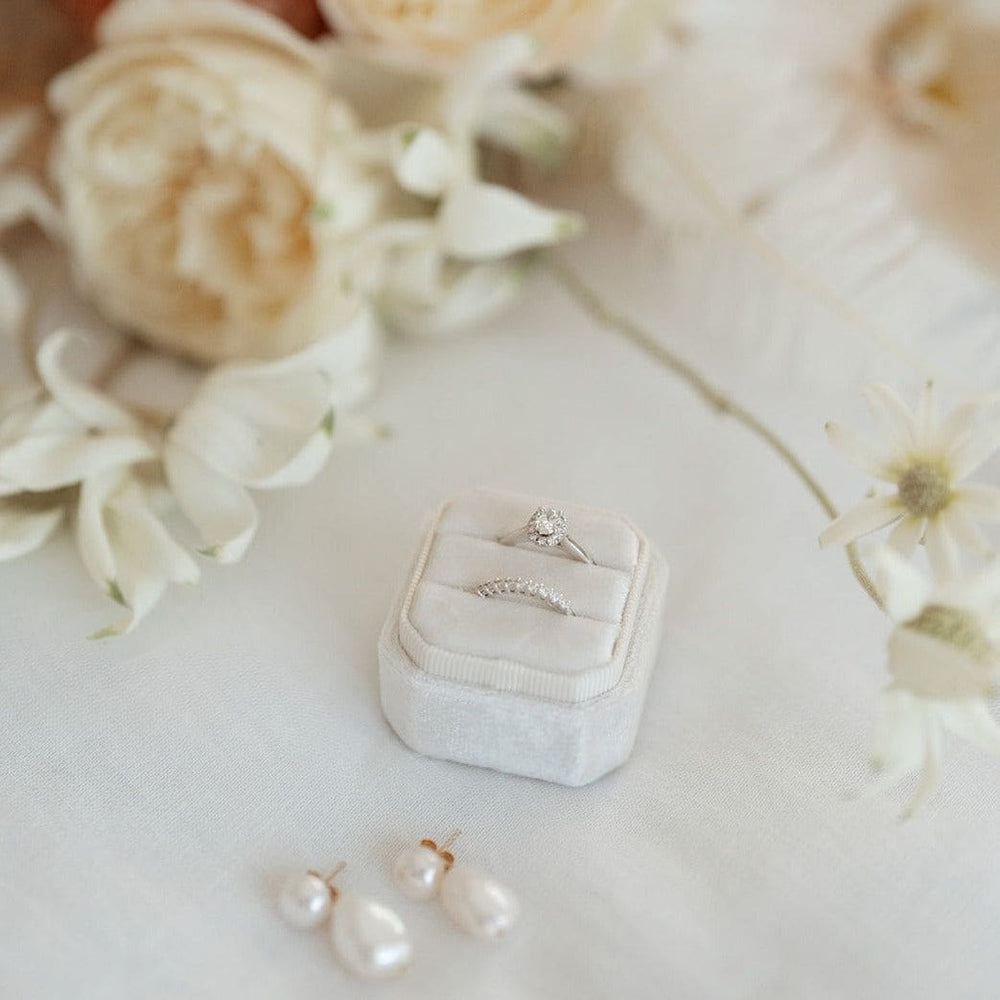 Luxe Velvet Ring Box – Hitched