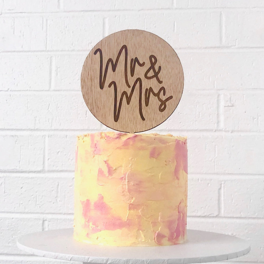 Mr & Mrs Round Wooden Cake Topper